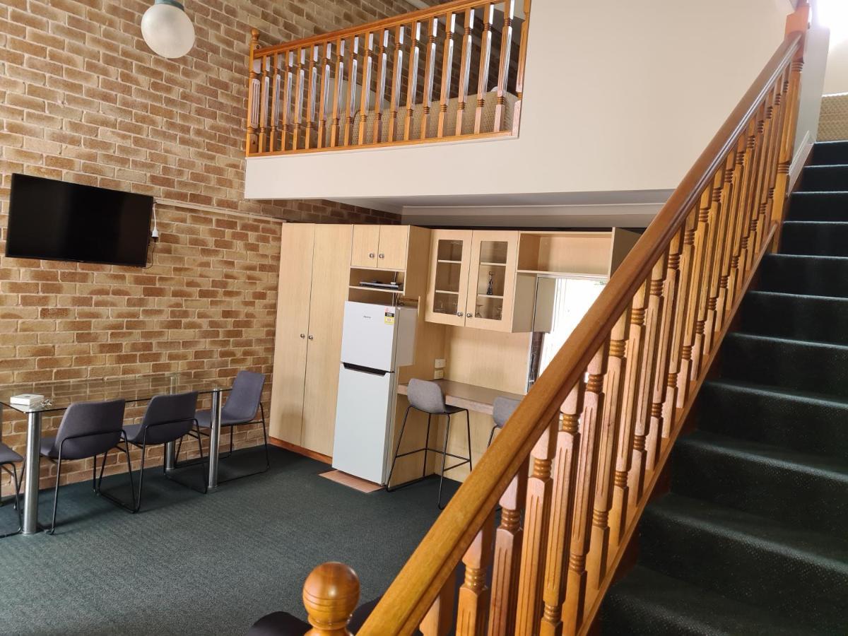 Country Gardens Motor Inn Toowoomba Esterno foto