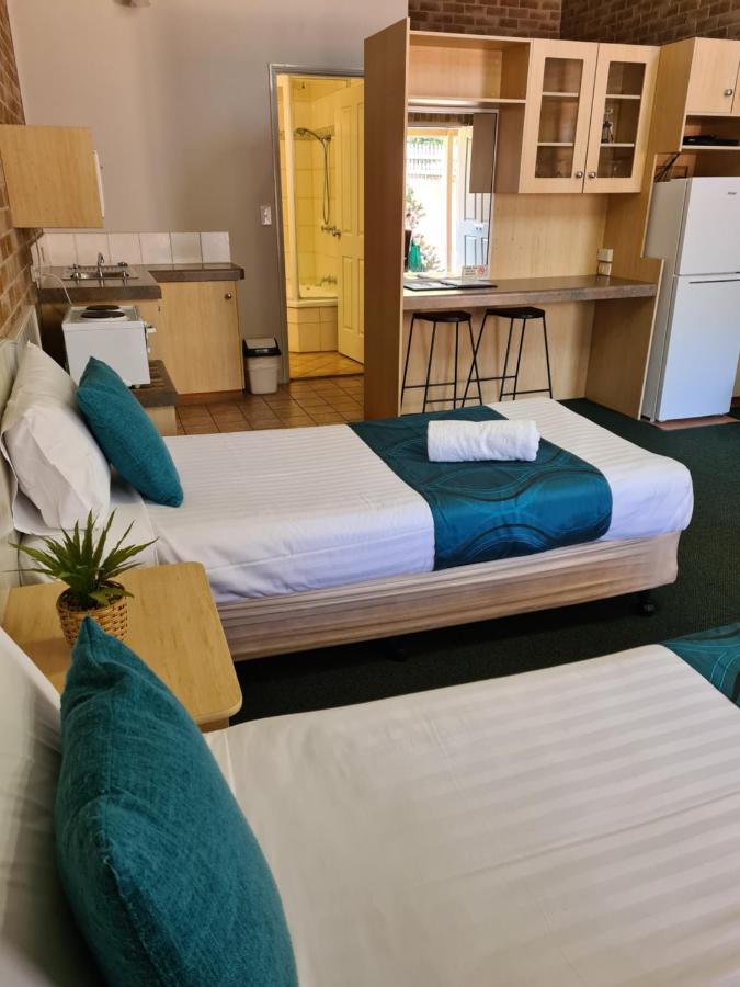 Country Gardens Motor Inn Toowoomba Esterno foto