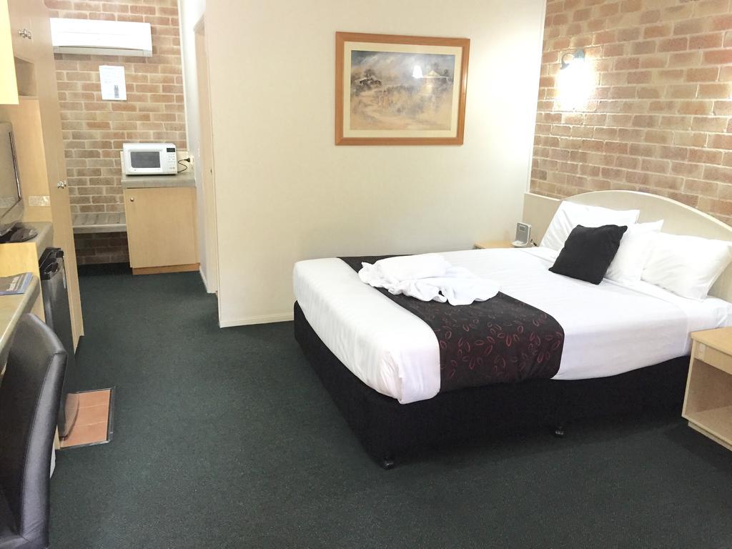 Country Gardens Motor Inn Toowoomba Esterno foto