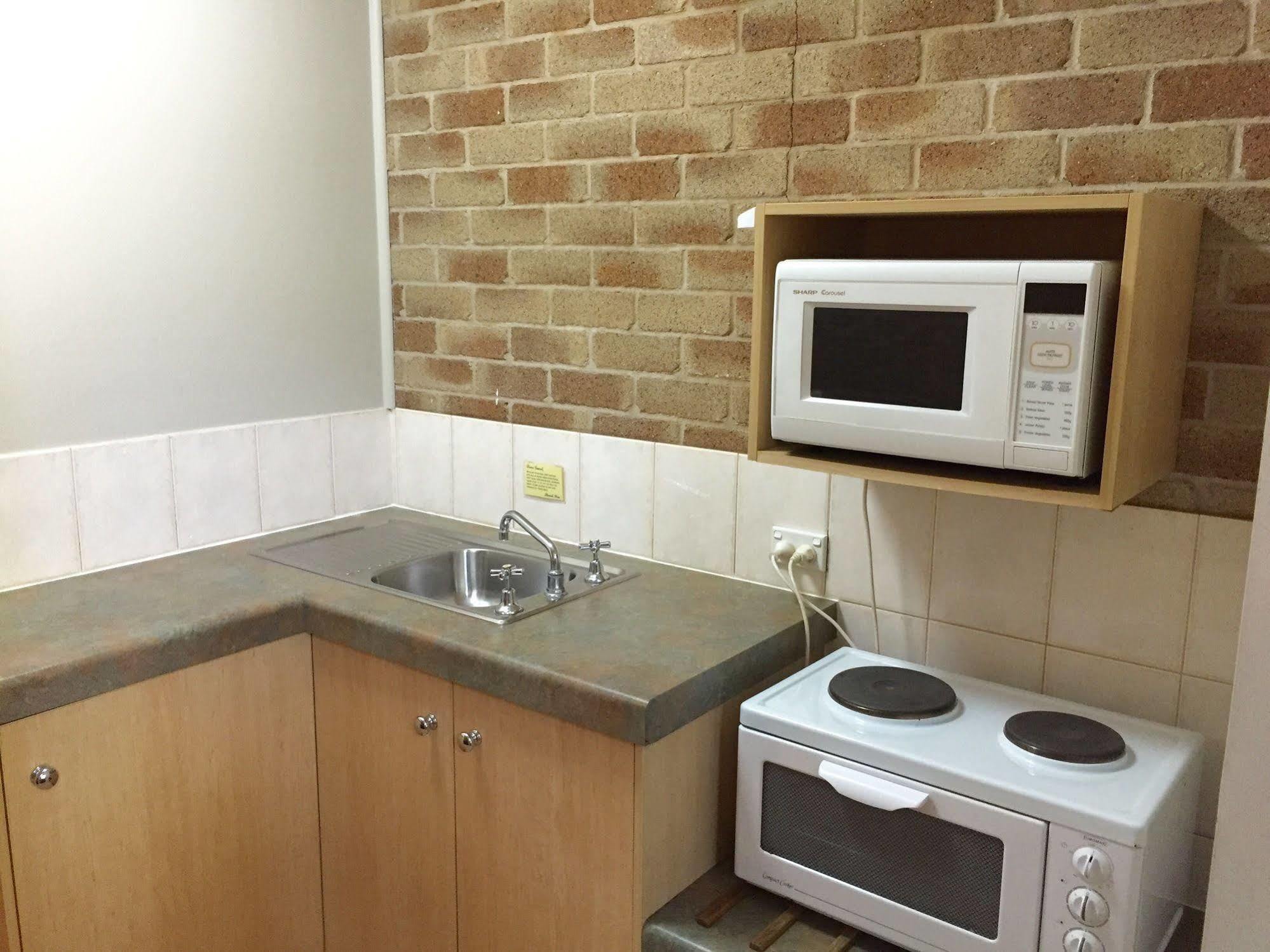 Country Gardens Motor Inn Toowoomba Esterno foto