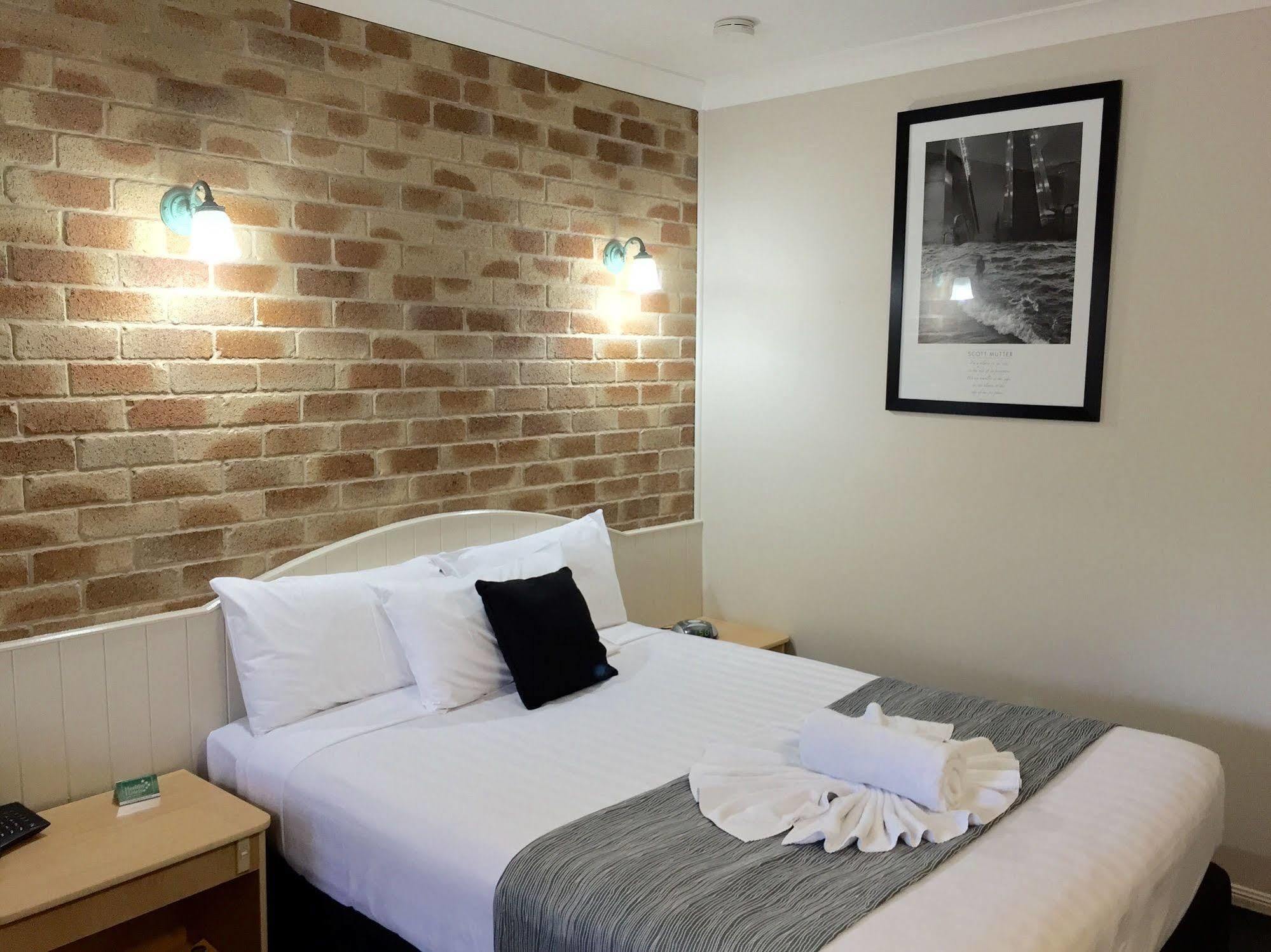 Country Gardens Motor Inn Toowoomba Esterno foto