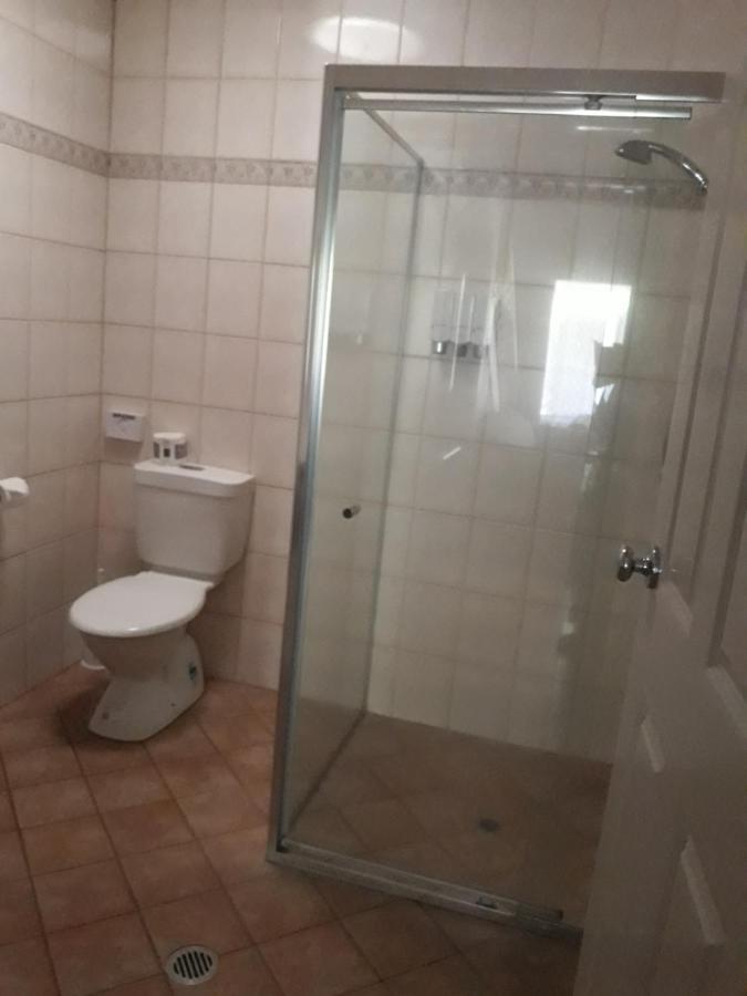 Country Gardens Motor Inn Toowoomba Esterno foto