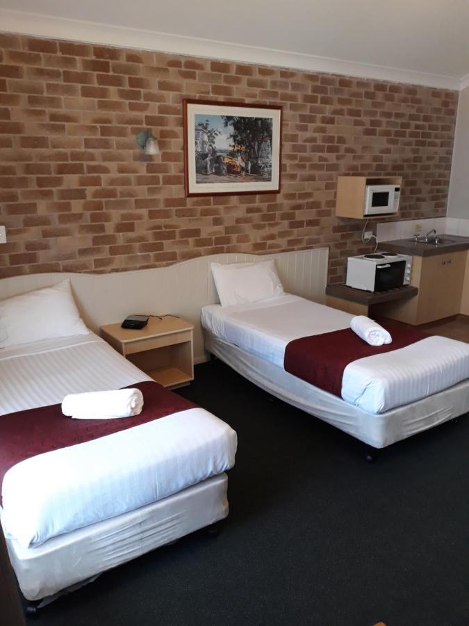 Country Gardens Motor Inn Toowoomba Esterno foto